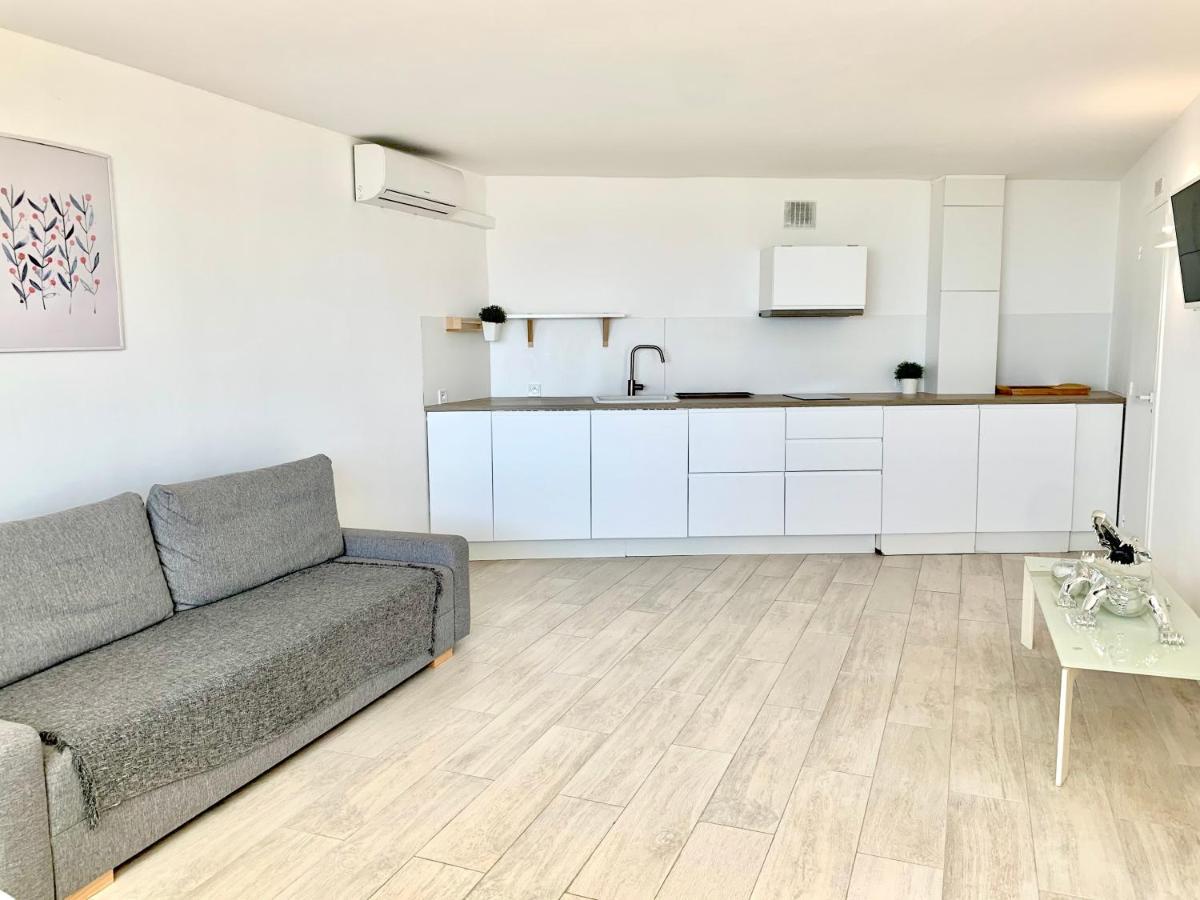 Apartmán Loft Marina Direct Plage Villeneuve-Loubet Exteriér fotografie
